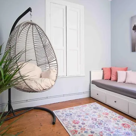 Modern&old Style Flat In The Center Of Cihangir Apartment *